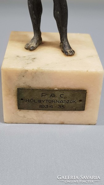 Régi fém szobor, díj " P.A.C. Hölgytornászok 1934-35.