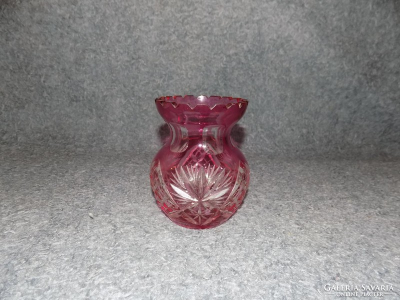 Gyönyörű rózsaszín üveg váza 13,5 cm (20/d)