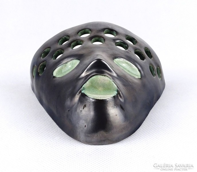 1I179 handicraft ikebana ceramic nutmeg wall mask