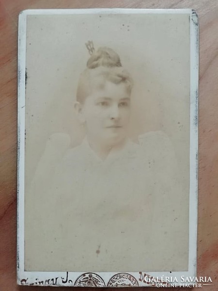 Antik hölgy fotó Szinay István - Miskolc (Megyeház átellenében) - /1877-1898/