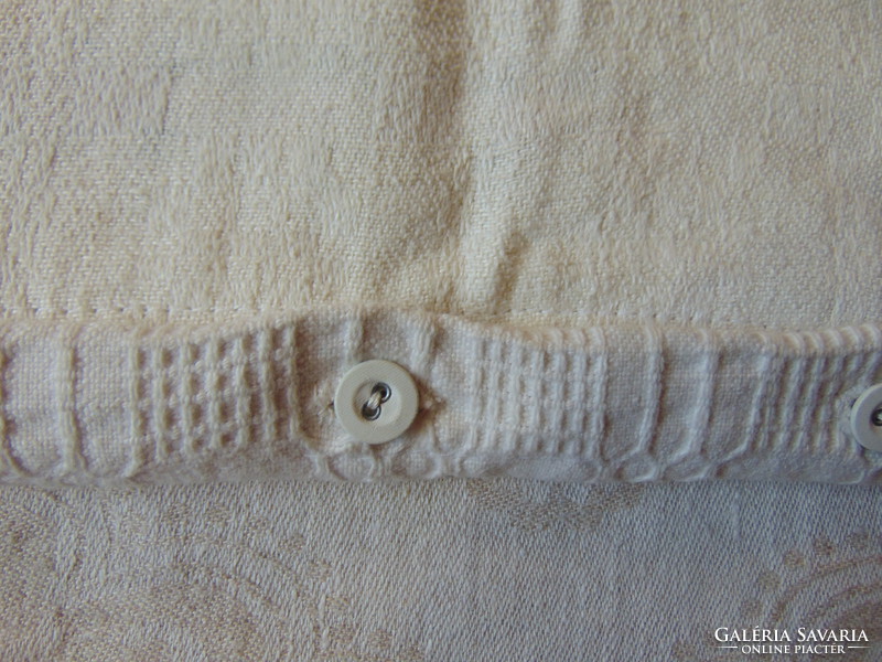 Woven decorative pillowcase with crochet strip 46x34 cm