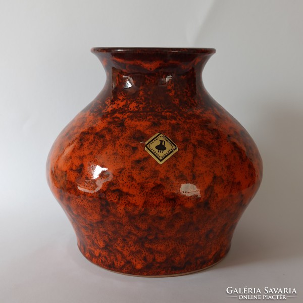 Mid-century modern vase of lava nature with a high quality base piece