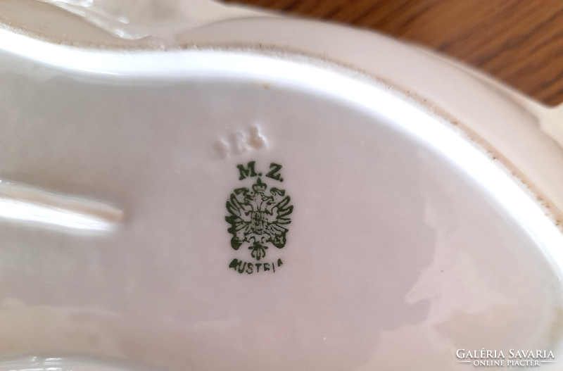 Régi MZ Austria jelzett számozott porcelán kínáló