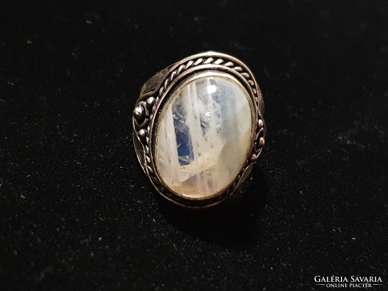 Powerful! Ceylon moonstone silver ring size 8! 10 carats!