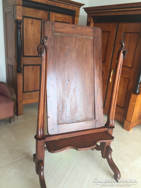 Viennese Baroque early standing mirror stand, with castor legs