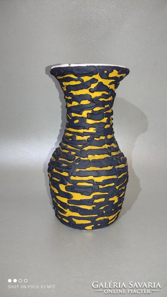 It's worth it now!!! Király ceramic vase marked in brilliant condition at a bargain price