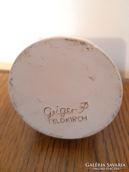 Geiger German porcelain buckle medicated