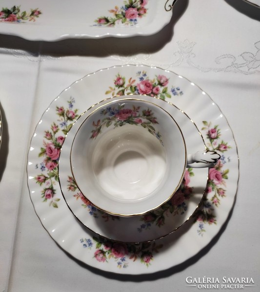 Angol Royal Albert 6 személyes porcelán teás kávés készlet, 21 db-os süteményes tejkiöntő cukortartó