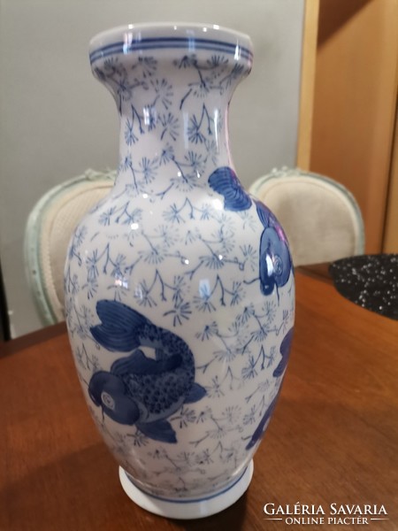 Fish porcelain vase