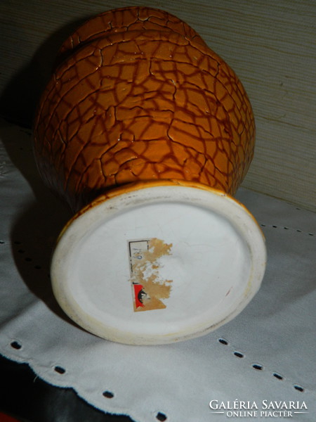 Craftsman cucumber gauze vase