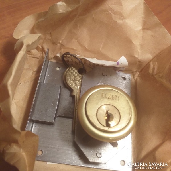 Old prey lock — never used