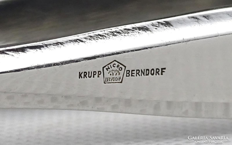 1H539 Régi Krupp Berndorf jelzett alpakka cukorfogó csipesz 10.5 cm
