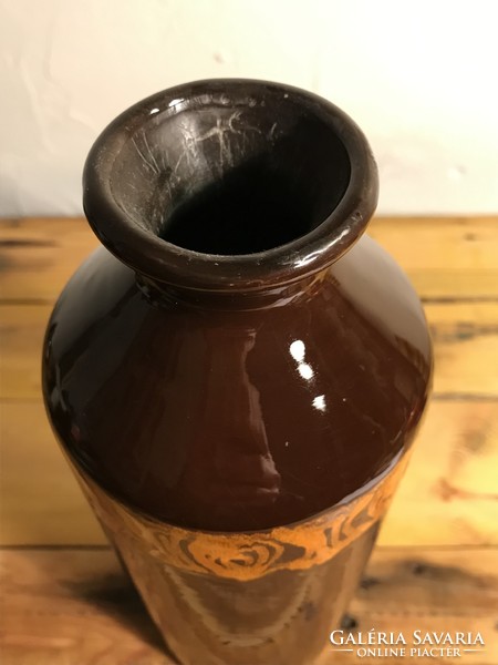 Retro paneled brown minimalist vase t-159