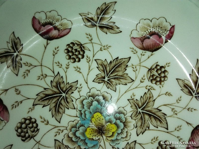Antique, old chelsea English porcelain small plate .... 16Cm..1745.