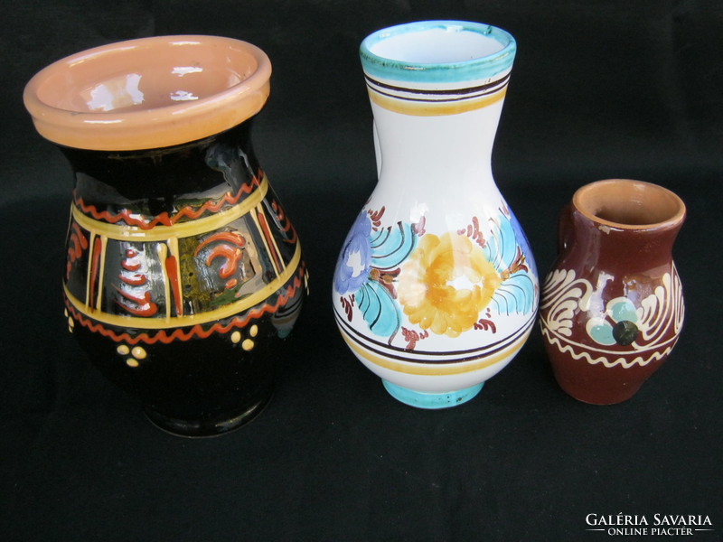 3 ceramic jugs