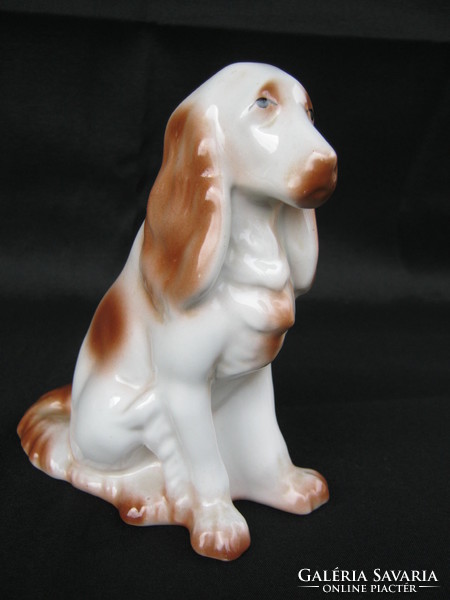 Raven house porcelain spaniel dog