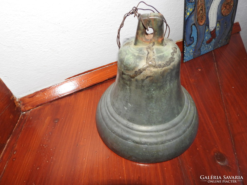 Large antique bronze bell - bell size 16!