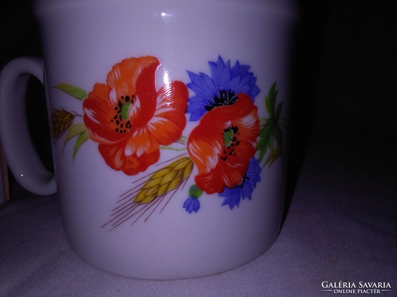 Zsolnay's mug - poppy, wildflower - is damaged