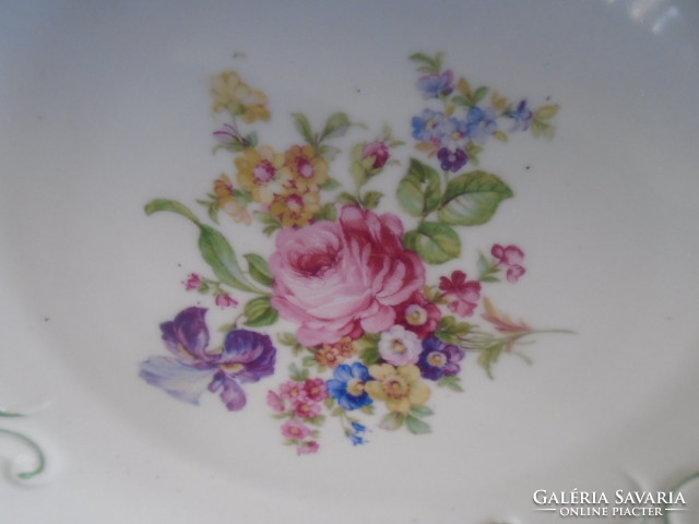 Zsolnay decorative plate decorated with wonderful antique flowers with larger convex patterns