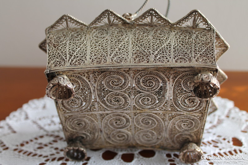 Silver filigree basket made of twine