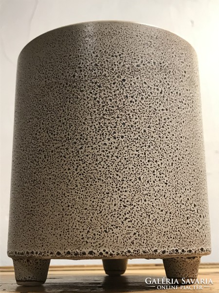 Arioso Budapest modern pot vase t-176