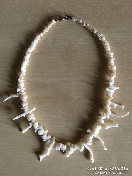 Coral-natural white necklace-45 cm long