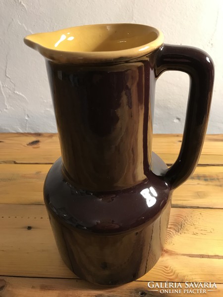 Magyarszombatfa brown retro jug t-166