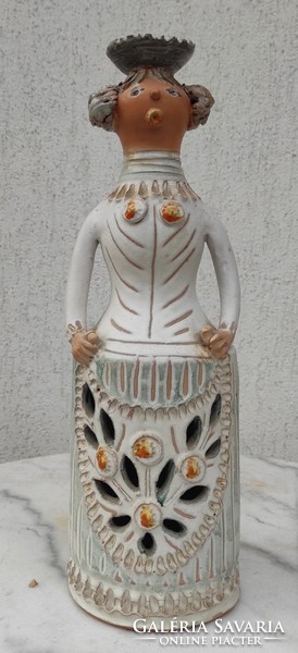 Kiss Roóz Ilona kerámia, Hatalmas különleges darab àttörtminta nő szobor.37 cm magas!!!