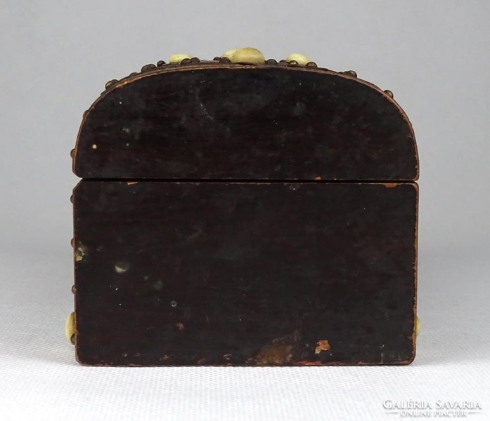 1H612 antique small bone decorated oriental wooden box 7 x 8 x 16 cm