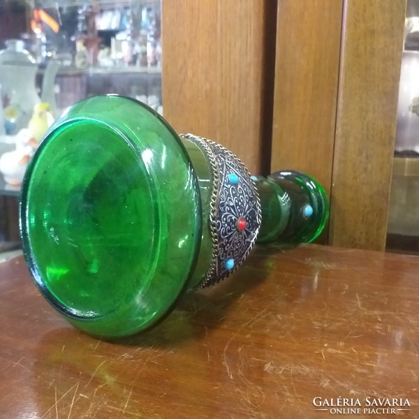 Green glass vase decorated with stones, shisha.22 Cm.