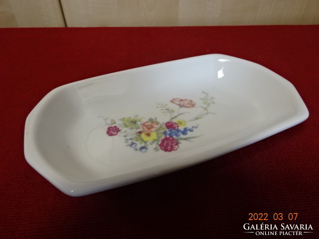 Ravenhouse porcelain centerpiece with spring flower pattern. He has! Jókai.