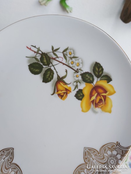 Beautiful 11 cake plate with bavaria bavaria german and zsolnay yellow rose flower rosy daffodils