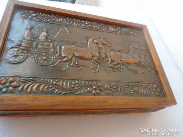 Bronze and wooden equestrian pattern craftsman box, holder. Big sized