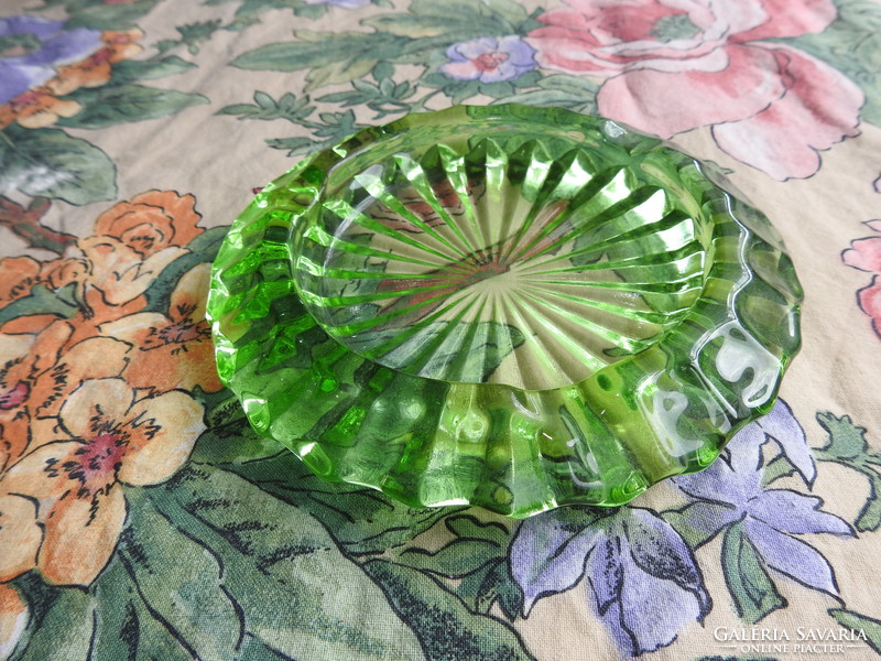 Green polished glass ashtray