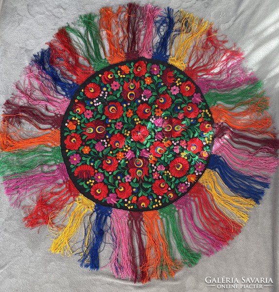 Matyo pattern, hand embroidered, silk, round tablecloth