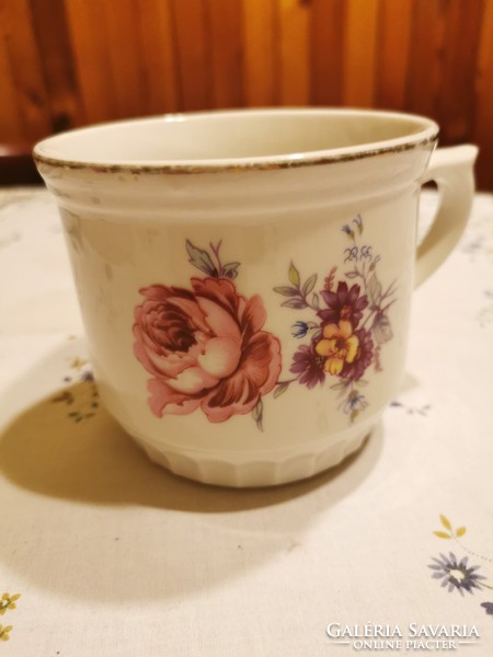 Large rosy porcelain mug with roses