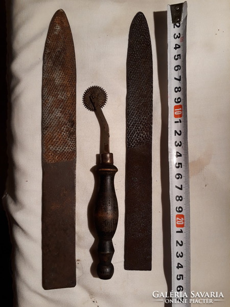 Old shoemaker's tools, 3 pcs (one matáncsovits budapest)