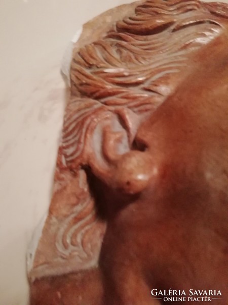 Antique putto head is in the condition shown in the pictures