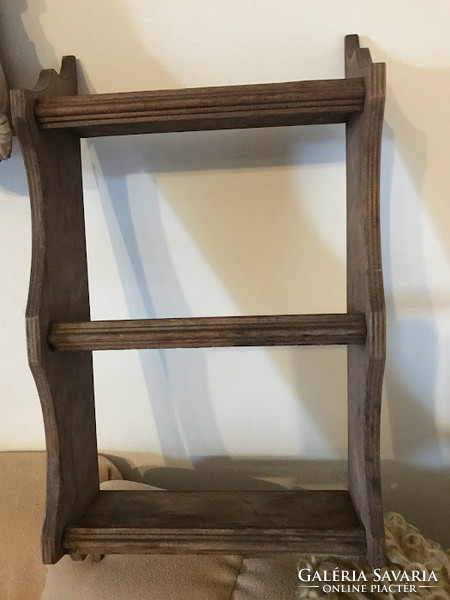 Wooden spice holder shelf