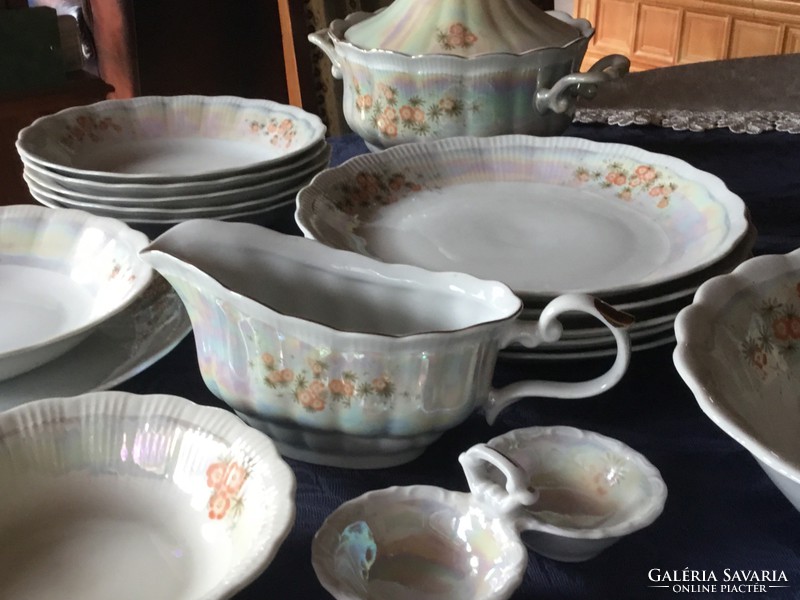 Baroque tableware, iridescent, for 6 people