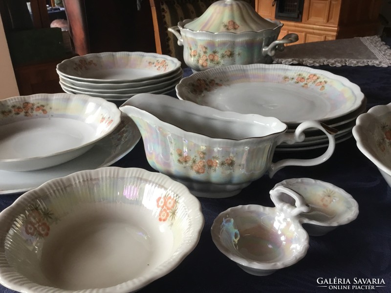 Baroque tableware, iridescent, for 6 people