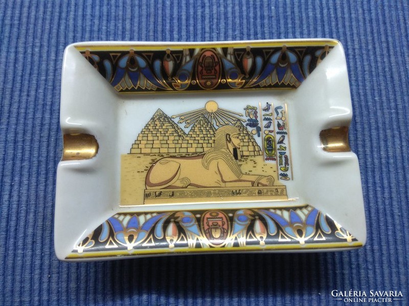 (K) porcelain ashtray Egyptian / Chinese