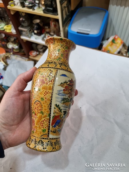 Chinese porcelain vase