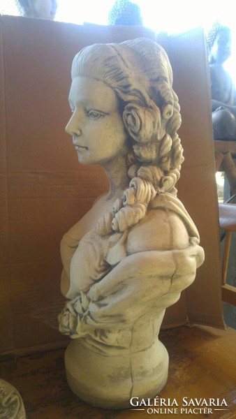 A rarity! Wonderful Sisi Queen Elizabeth baroque castle garden statue original artificial stone bust