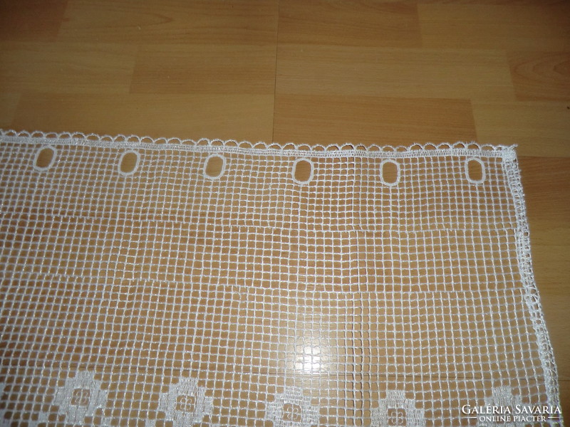 Elegant stained glass lace can be attached to a 60x48 cm pole