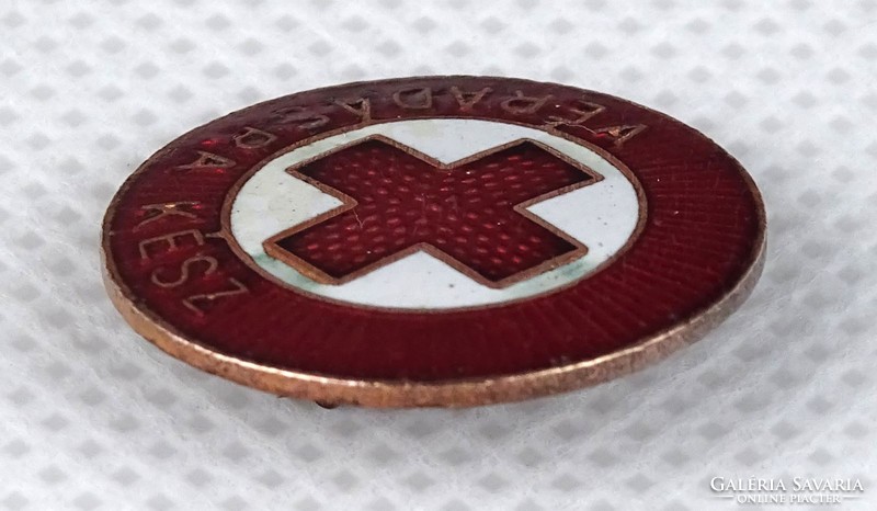 1H937 old fire enamel red cross badge ready for blood donation