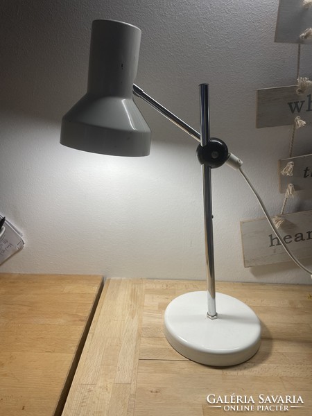 Retro “daru” karos asztali lámpa