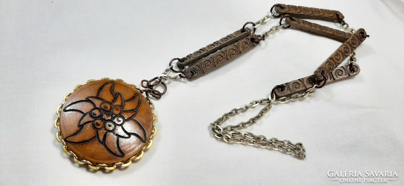 Vintage burnt inlaid wooden necklace