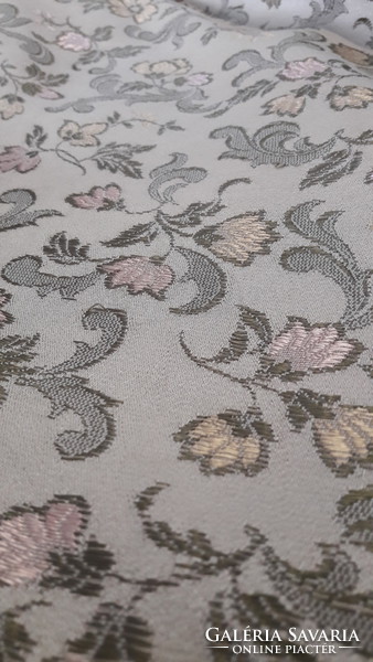 Tablecloth fair 60% discount old tapestry-like silk brocade tablecloth 2. (M2309)