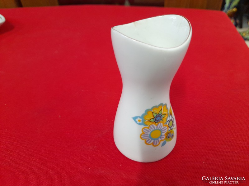 Aquincumi Mini Porcelán Váza..